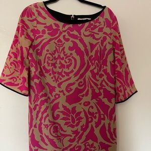 Ann Taylor Loft shift dress.  Size 8.  EUC.  Back zipper.  Black lining.